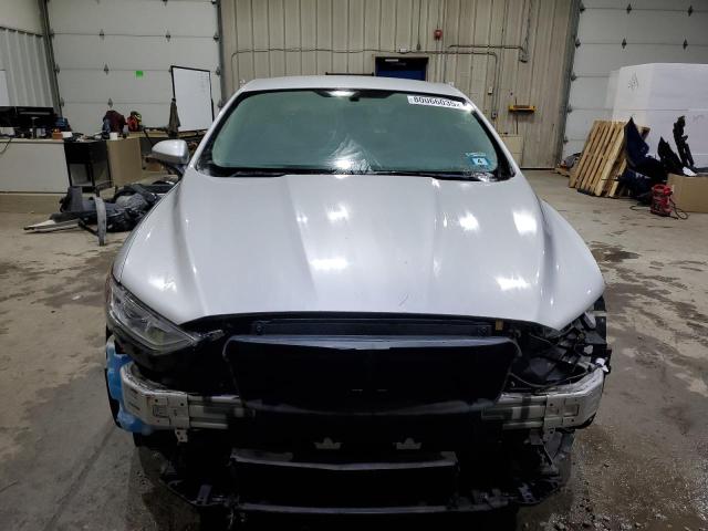 3FA6P0HD6JR222479 - 2018 FORD FUSION SE SILVER photo 5