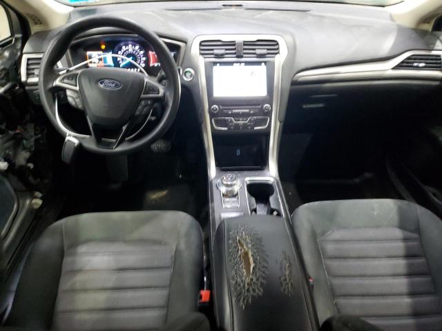 3FA6P0HD6JR222479 - 2018 FORD FUSION SE SILVER photo 8