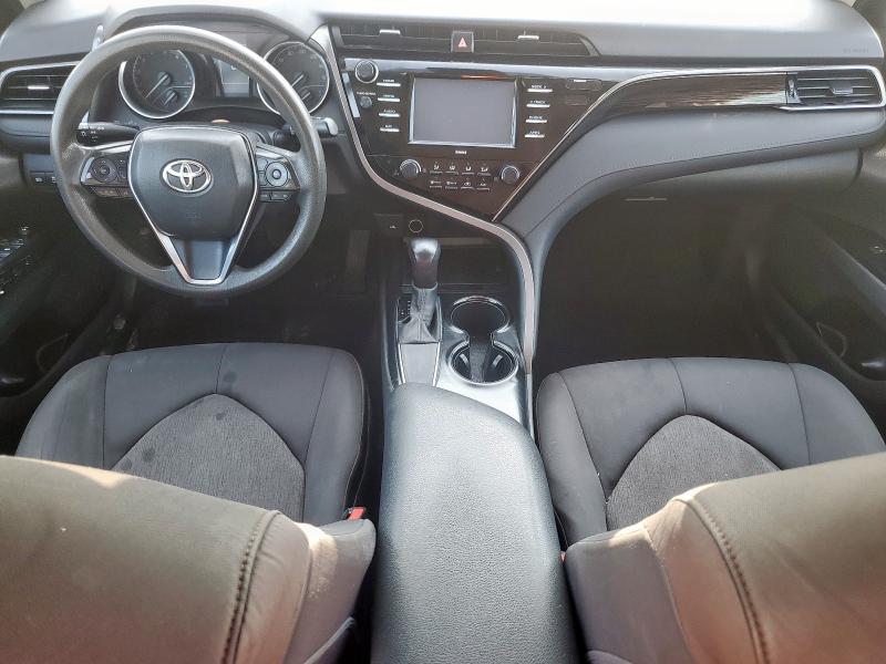 4T1C11AK6LU357188 - 2020 TOYOTA CAMRY LE WHITE photo 8