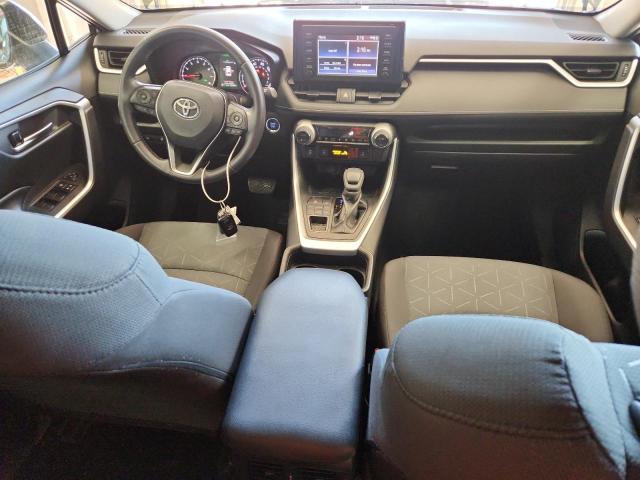 2T3P1RFV7KW053490 - 2019 TOYOTA RAV4 XLE GRAY photo 8