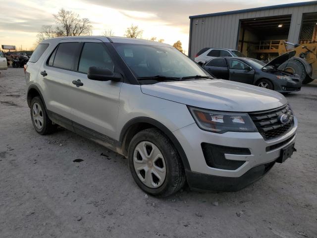 1FM5K8AR4JGA99583 - 2018 FORD EXPLORER POLICE INTERCEPTOR Silber Foto 4