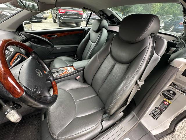 WDBSK75F23F029475 - 2003 MERCEDES-BENZ SL 500R GRAY photo 13