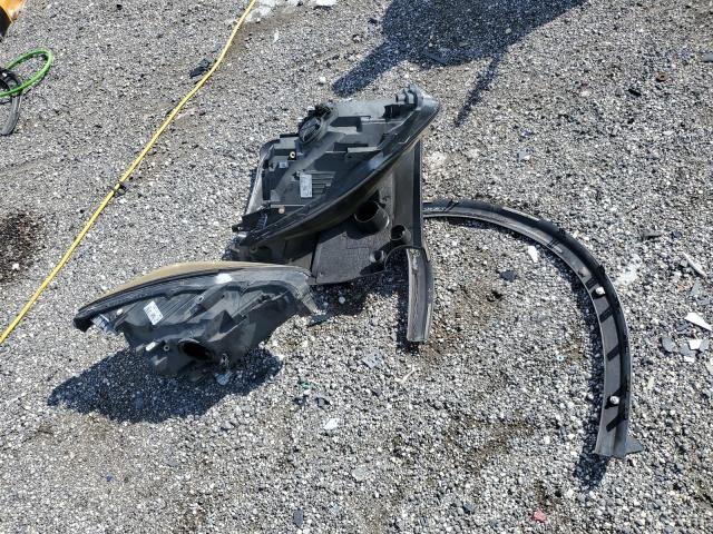 SJKCH5CP3JA060147 - 2018 INFINITI QX30 BASE Черный фото 12