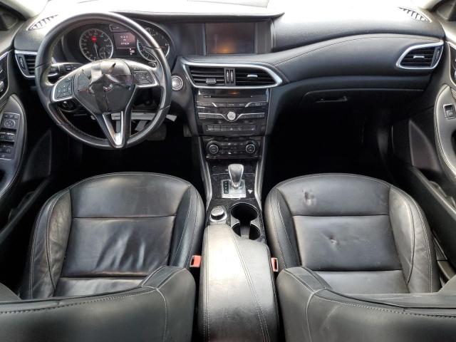 SJKCH5CP3JA060147 - 2018 INFINITI QX30 BASE Черный фото 8