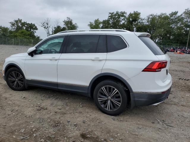 3VV2B7AX1JM084269 - 2018 VOLKSWAGEN TIGUAN SE WHITE photo 2