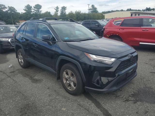 2T3P1RFV9NW313313 - 2022 TOYOTA RAV4 XLE BLACK photo 4