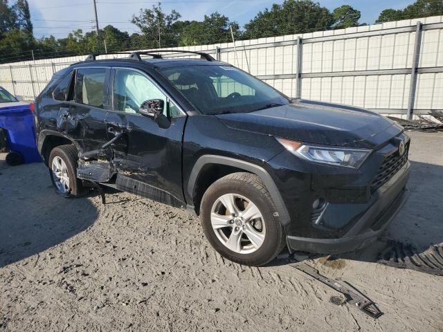 2T3P1RFV8MW232303 - 2021 TOYOTA RAV4 XLE Qara foto 4