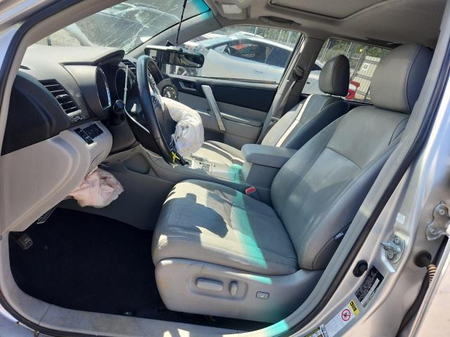 5TDZA3EH5CS024851 - 2012 TOYOTA HIGHLANDER BASE Күміс фото 7