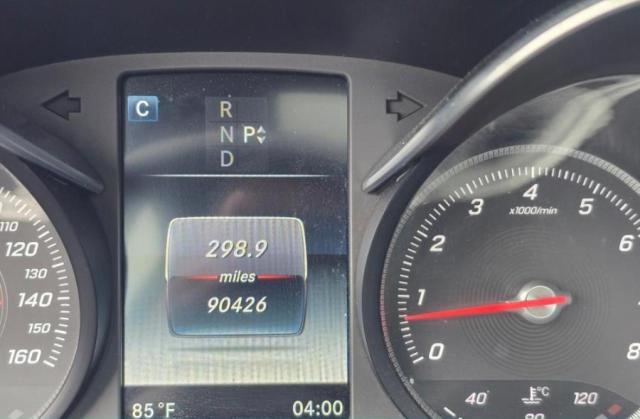 WDDWF4KB0HR257XXX - 2017 MERCEDES-BENZ C 300 4MATIC WHITE photo 8