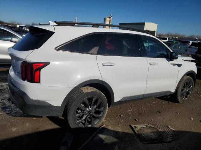 5XYRHDLFXNG158189 - 2022 KIA SORENTO EX WHITE photo 3