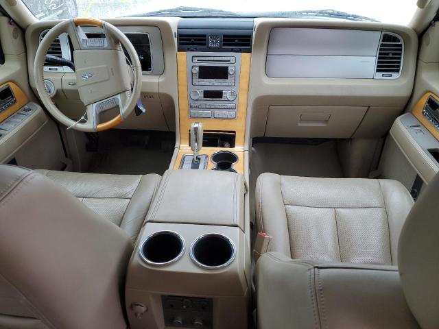 5LMFU27597LJ18173 - 2007 LINCOLN NAVIGATOR CREAM photo 8