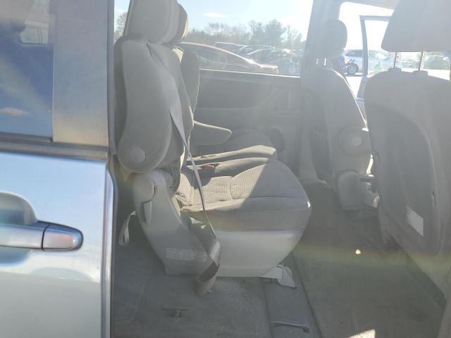 5TDBA23C56S059414 - 2006 TOYOTA SIENNA LE SILVER photo 11