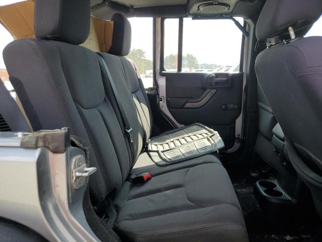 1C4BJWDG6DL655011 - 2013 JEEP WRANGLER U SPORT SILVER photo 11