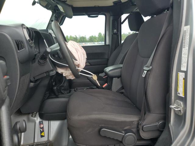 1C4BJWDG6DL655011 - 2013 JEEP WRANGLER U SPORT SILVER photo 7