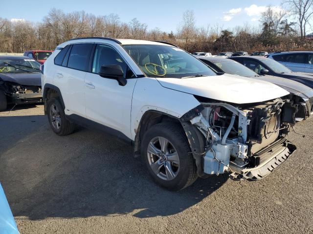 2T3LWRFV9NW130896 - 2022 TOYOTA RAV4 LE WHITE photo 4