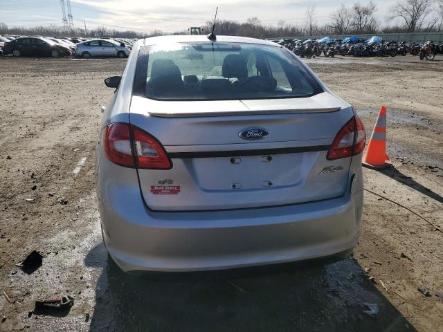 3FADP4BJ6DM107749 - 2013 FORD FIESTA SE SILVER photo 6