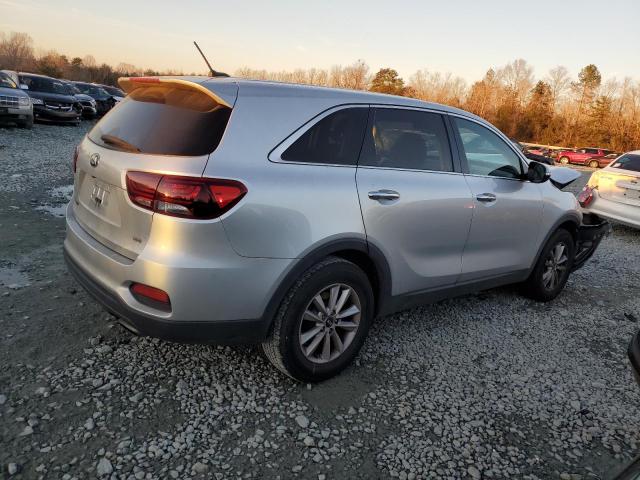 5XYPG4A37KG561416 - 2019 KIA SORENTO L SILVER photo 3