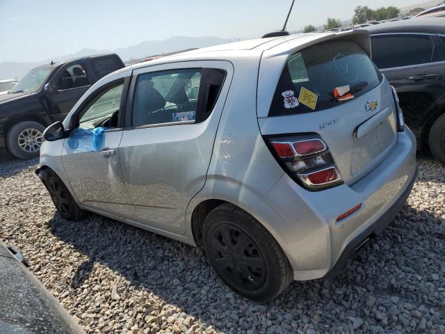 1G1JG6SB6K4112470 - 2019 CHEVROLET SONIC SILVER photo 2