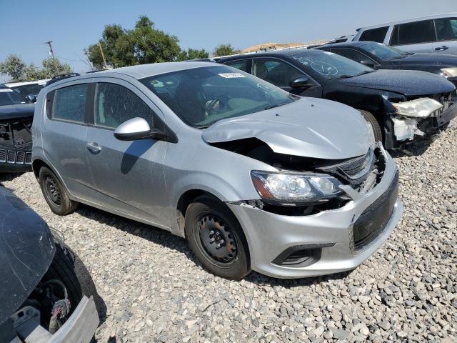 1G1JG6SB6K4112470 - 2019 CHEVROLET SONIC SILVER photo 4
