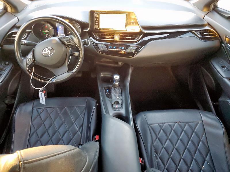 NMTKHMBX3JR039939 - 2018 TOYOTA C-HR XLE Schwarz Foto 8