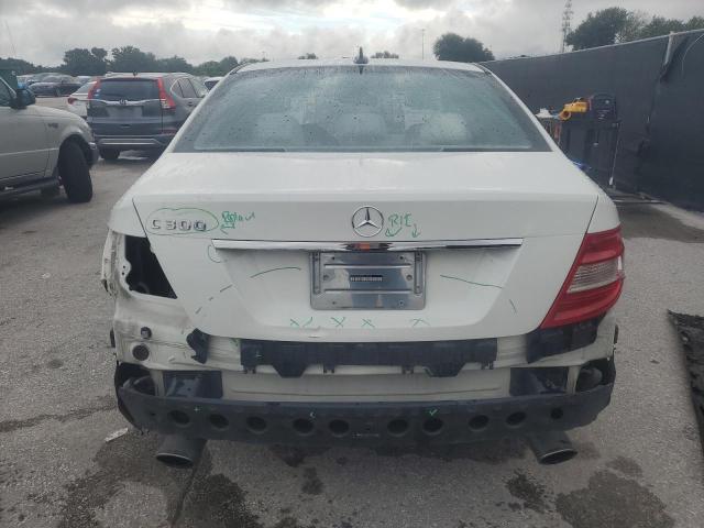 WDDGF5EB2BR134968 - 2011 MERCEDES-BENZ C 300 白色 照片 6