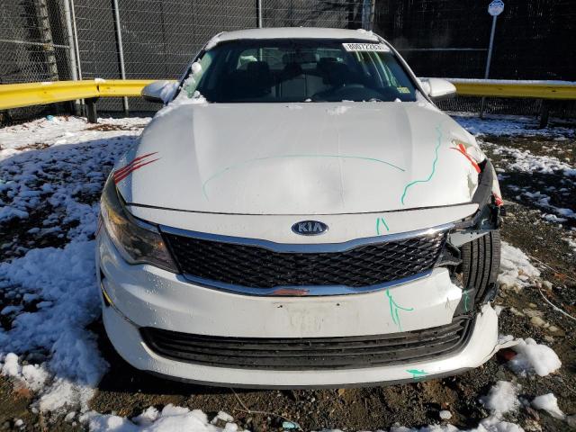 5XXGT4L32GG006362 - 2016 KIA OPTIMA LX WHITE photo 5