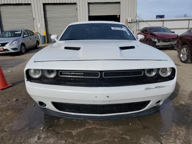 2C3CDZAG4FH895566 - 2015 DODGE CHALLENGER SXT WHITE photo 5