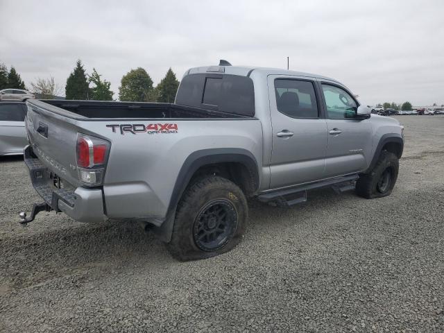 3TMCZ5AN0PM639447 - 2023 TOYOTA TACOMA DOUBLE CAB Srebrny zdjęcie 3