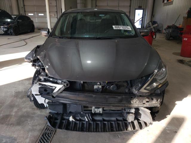 3N1AB7AP1JL640714 - 2018 NISSAN SENTRA S 灰色 照片 5