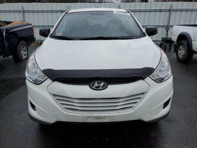 KM8JT3AB3CU390338 - 2012 HYUNDAI TUCSON GL WHITE photo 5