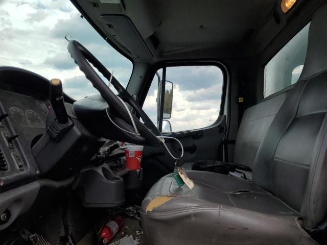 1FVACWDT0CHBV7723 - 2012 FREIGHTLINER M2 106 MEDIUM DUTY WHITE photo 7