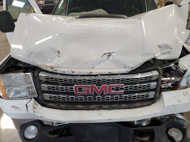 1GT120C89DF243650 - 2013 GMC SIERRA K2500 SLE WHITE photo 11