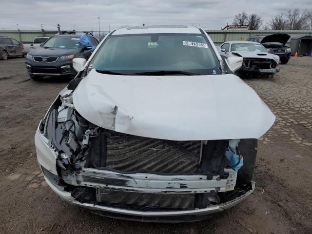 5GAEVAKW9LJ282556 - 2020 BUICK ENCLAVE ESSENCE 白色 照片 5