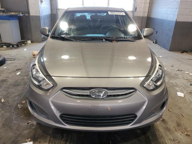 KMHCT4AE4HU388954 - 2017 HYUNDAI ACCENT SE GRAY photo 5