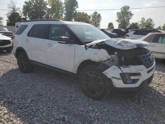 1FM5K8D86HGC65132 - 2017 FORD EXPLORER XLT WHITE photo 4