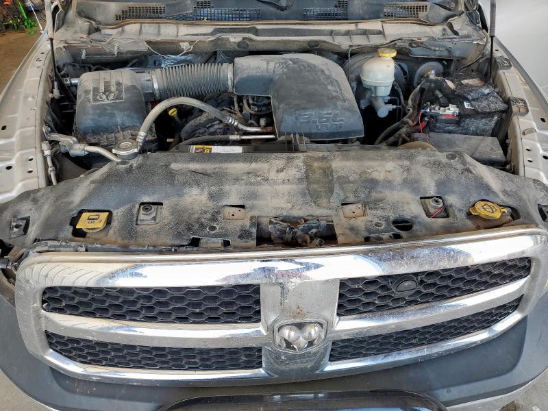 3C6JR6AG2HG768831 - 2017 RAM 1500 ST SILVER photo 11