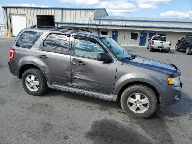 1FMCU9DG5BKB79894 - 2011 FORD ESCAPE XLT ნაცრისფერი ფოტო 4