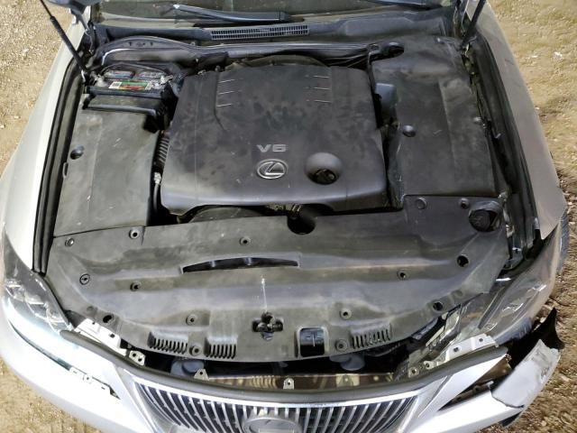 JTHCF5C27A5044246 - 2010 LEXUS IS 250 SILVER photo 11