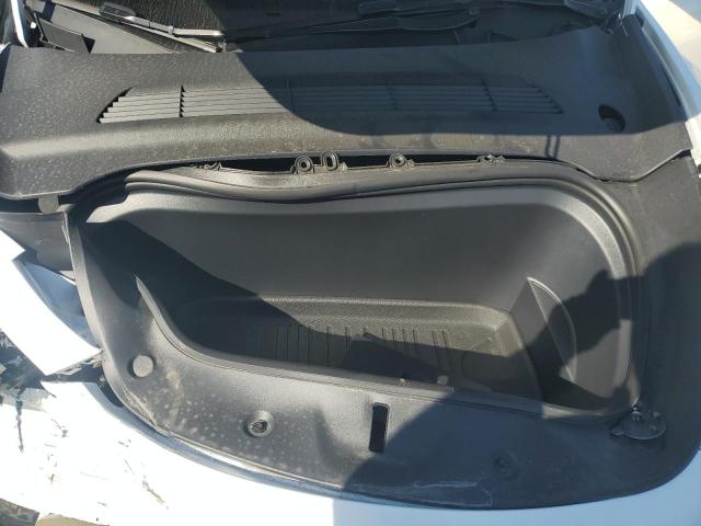 7SAYGDEE3RF199525 - 2024 TESLA MODEL Y Ақ фото 11