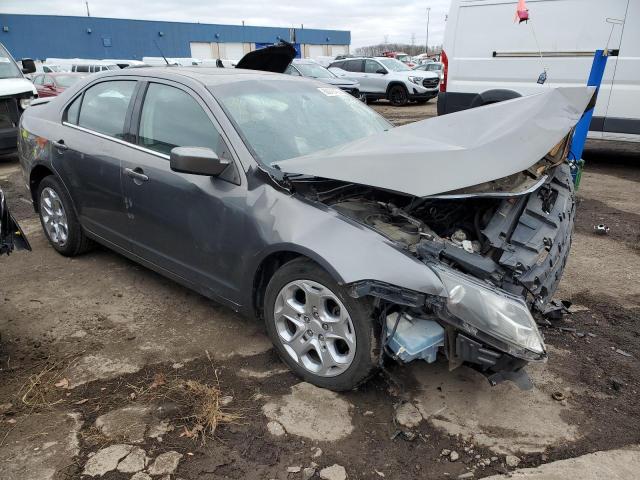 3FAHP0HAXAR187749 - 2010 FORD FUSION SE GRAY photo 4