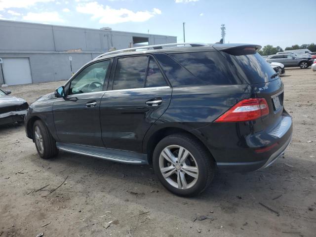 4JGDA5HB6EA408677 - 2014 MERCEDES-BENZ ML 350 4MATIC BLACK photo 2