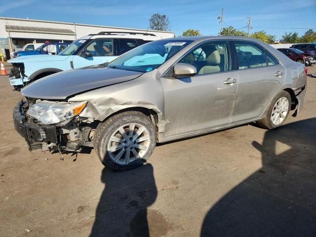 2014 TOYOTA CAMRY L, 