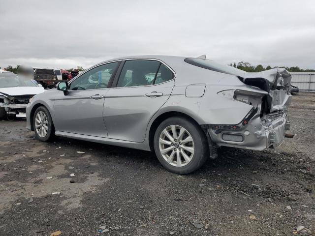 4T1B11HK6KU268253 - 2019 TOYOTA CAMRY L SILVER photo 2