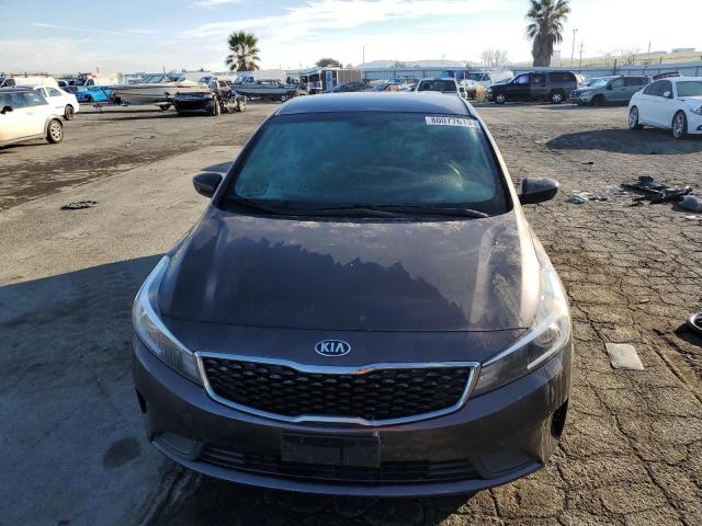 3KPFK4A79HE139750 - 2017 KIA FORTE LX BROWN photo 5