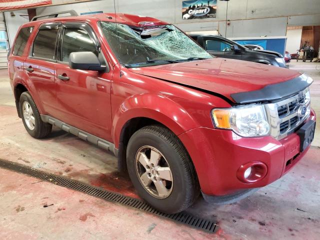 1FMCU9DG5BKC36997 - 2011 FORD ESCAPE XLT RED photo 4