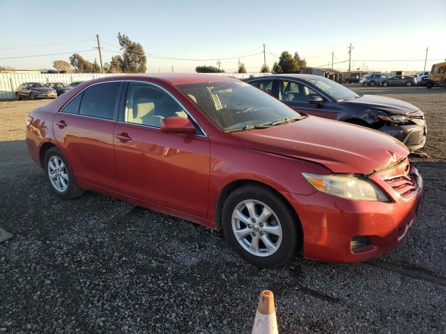 4T1BF3EK2BU732978 - 2011 TOYOTA CAMRY BASE RED photo 4