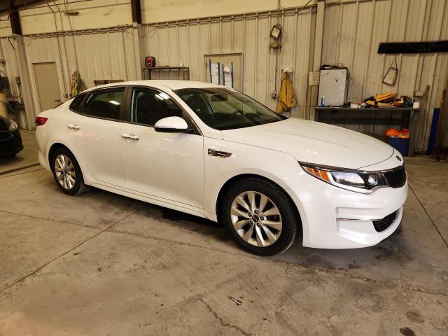 5XXGT4L39JG252672 - 2018 KIA OPTIMA LX 白色 照片 4