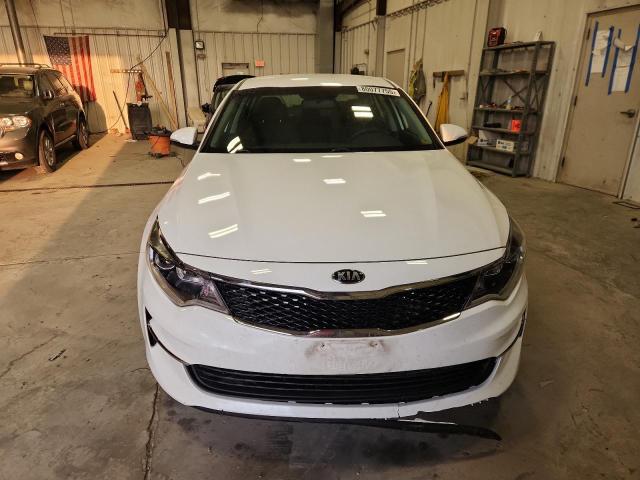 5XXGT4L39JG252672 - 2018 KIA OPTIMA LX 白色 照片 5
