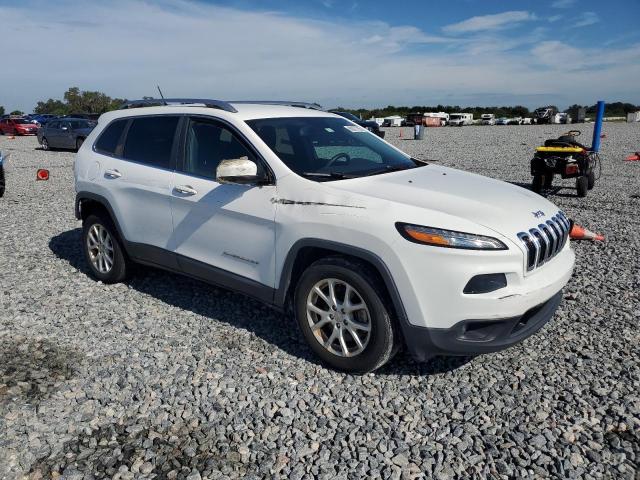 1C4PJLCB6JD510017 - 2018 JEEP CHEROKEE LATITUDE Biały zdjęcie 4