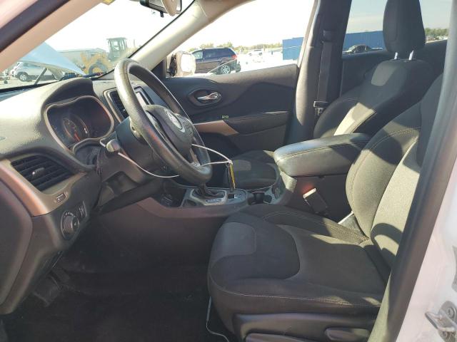 1C4PJLCB6JD510017 - 2018 JEEP CHEROKEE LATITUDE Biały zdjęcie 7